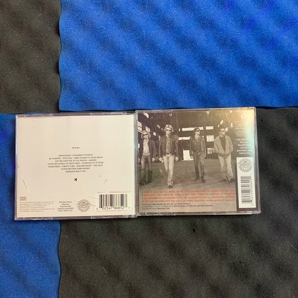 Arianna grande and non movie cds - Picture 3 of 6